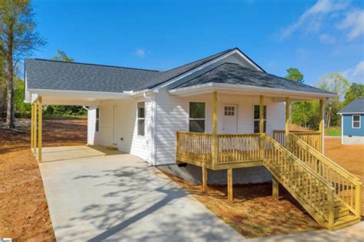 13018 Betty St, Seneca, SC 3 Bed, 3 Bath SingleFamily Home 36