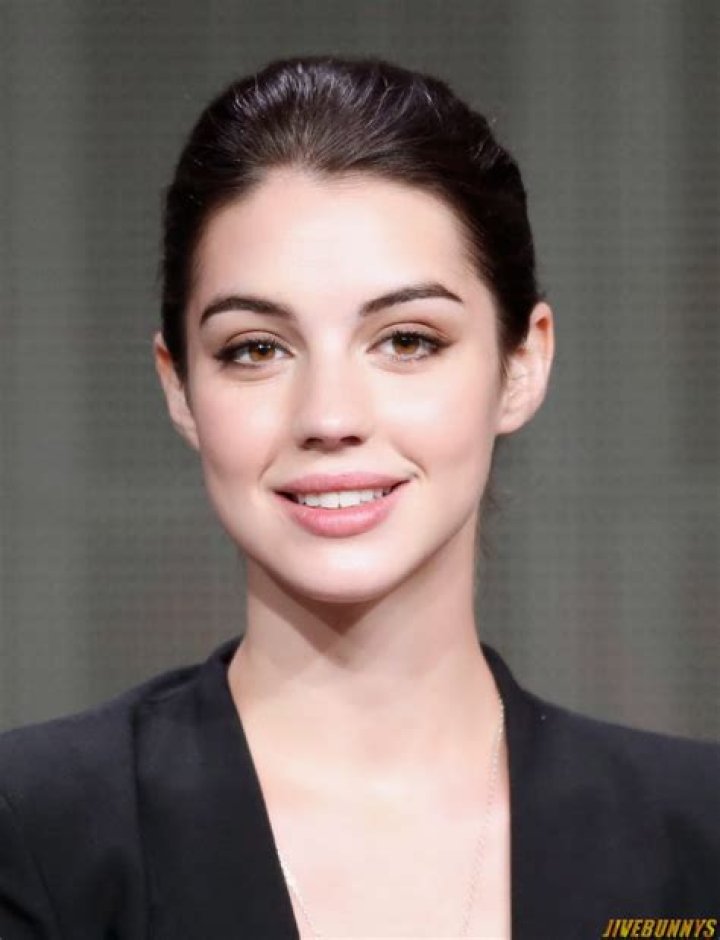Adelaide Kane Actress Photos Self Photography Art