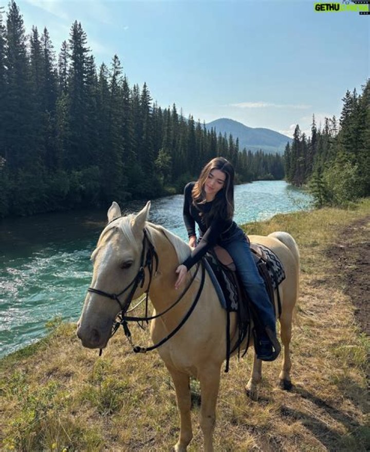 Alisha Newton (alijnewton) &bull; Photos et vid&eacute;os Instagram in 2023
