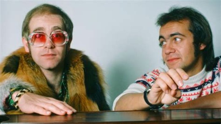 Bernie Taupin, parolier d&rsquo;Elton John, fixe la date de sortie de ses