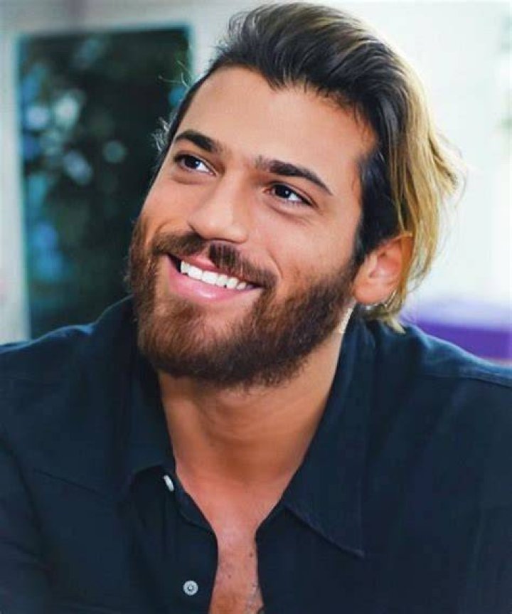 Can Yaman fotka
