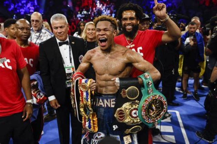 Devin Haney Gets Friday Deadline to Decide Shakur Stevenson or Regis