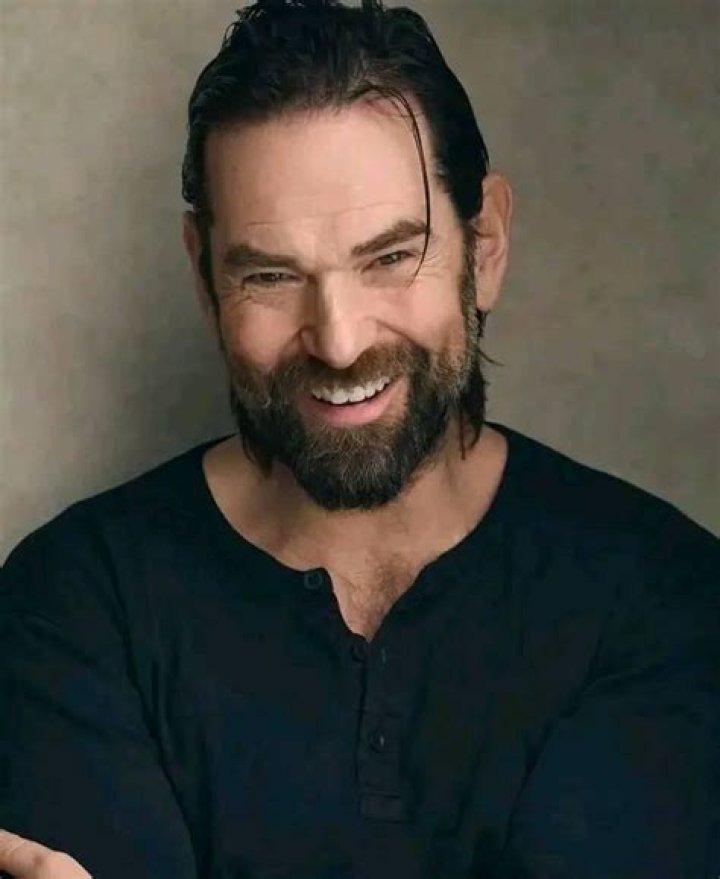 Duncan Lacroix o'sullivan . the actors agent