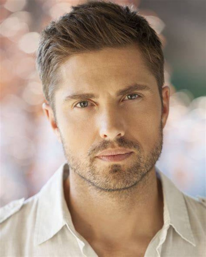 Eric Winter Photos Photos "The Ugly Truth" Premiere Zimbio