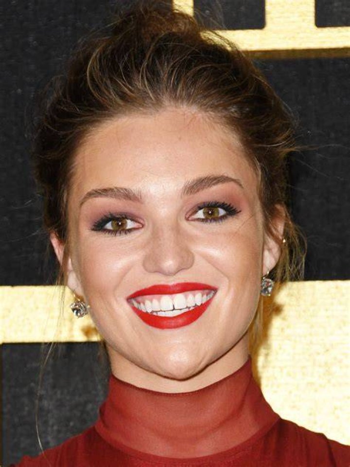 Free Preview Of Lili Simmons Naked In Banshee Series Nude SexiezPicz