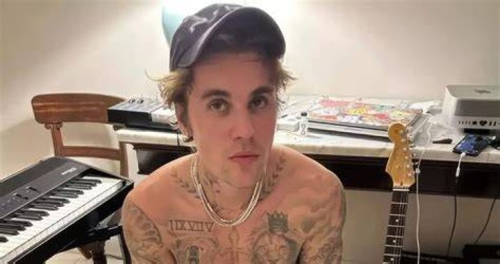 Justin Bieber a d&eacute;pens&eacute; une fortune pour la bague de fian&ccedil;ailles d