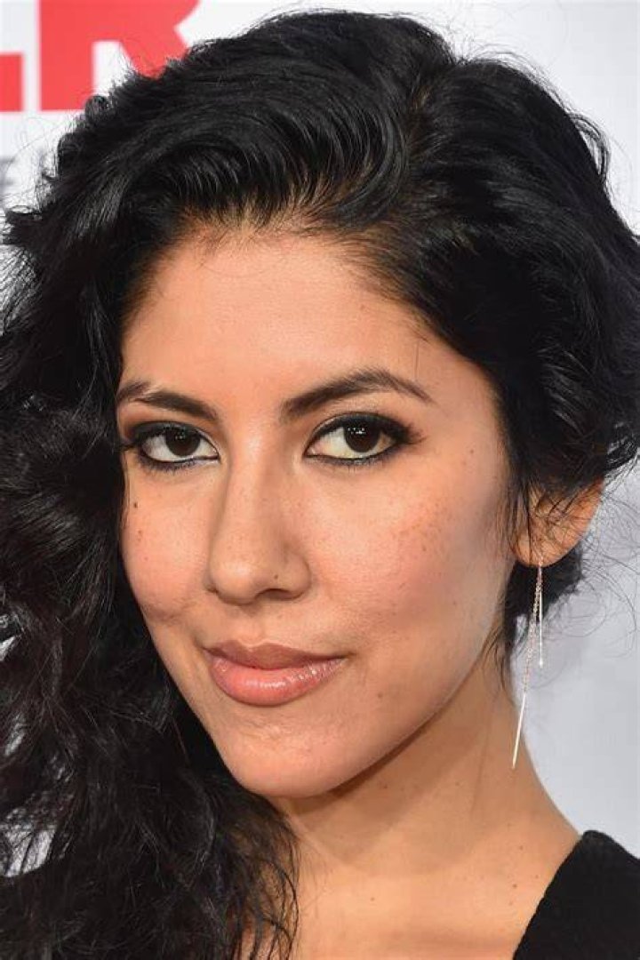 ‘Brooklyn NineNine’ Star Stephanie Beatriz on Queer Latina