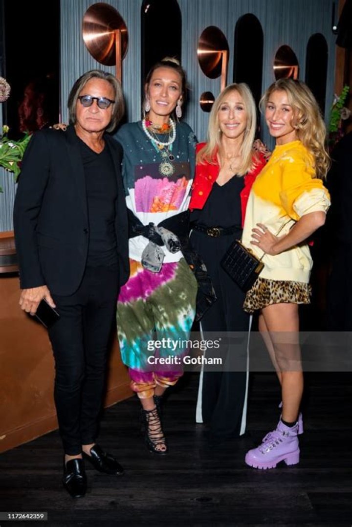 Mary Butler Mohamed Hadid Alana Hadid