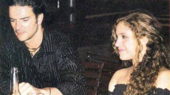Unveiling The Enigmatic World Of Ricardo Arjona Leslie Torres: A Journey Of